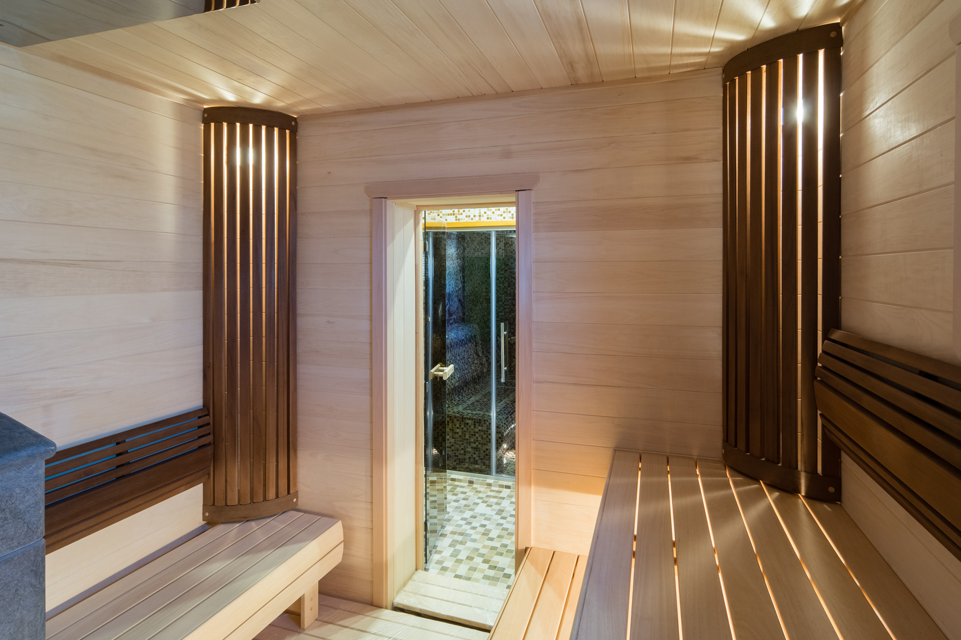 Баня "Черное и белое" — 95 градусов