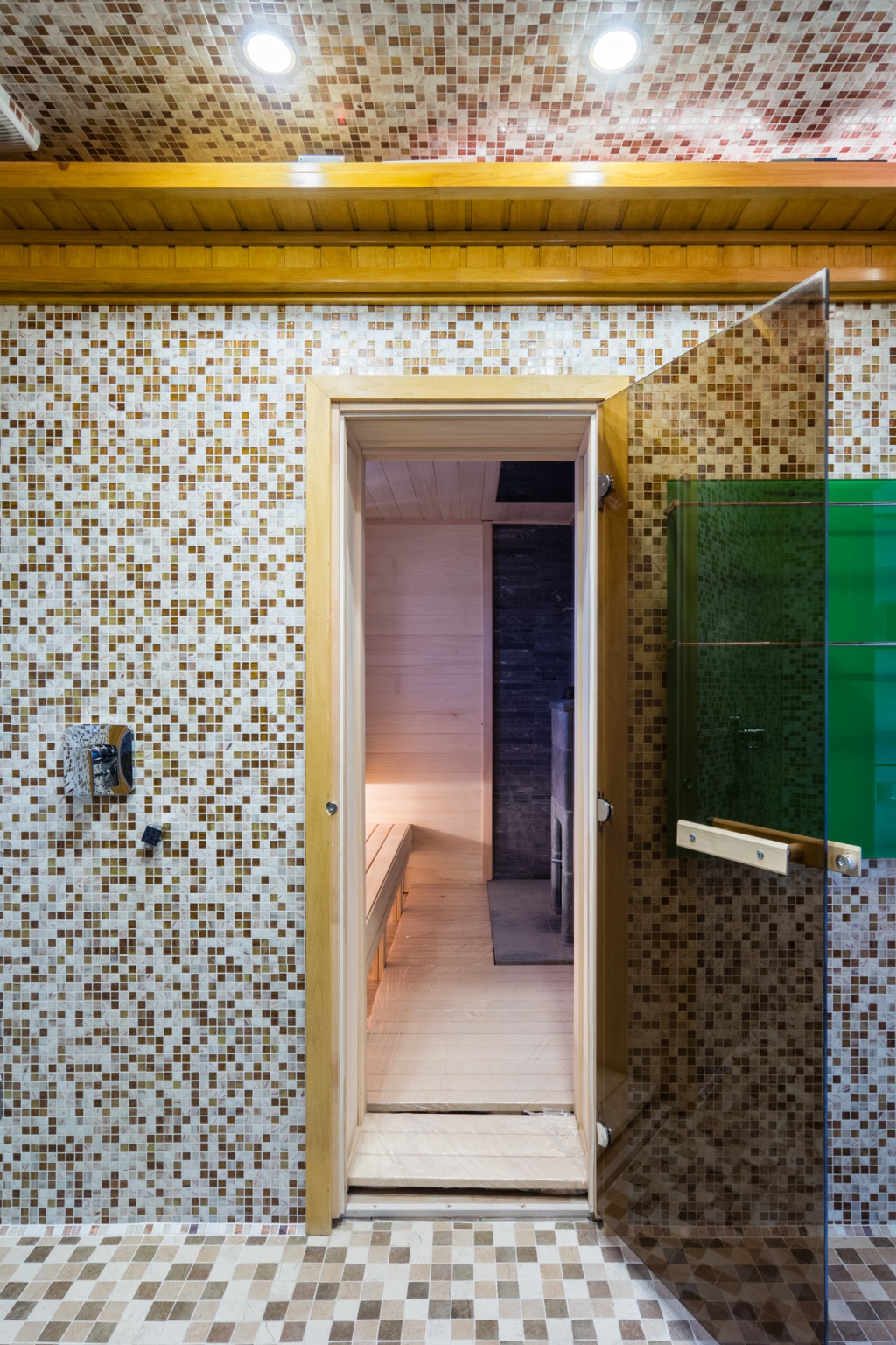 Баня "Черное и белое" — 95 градусов