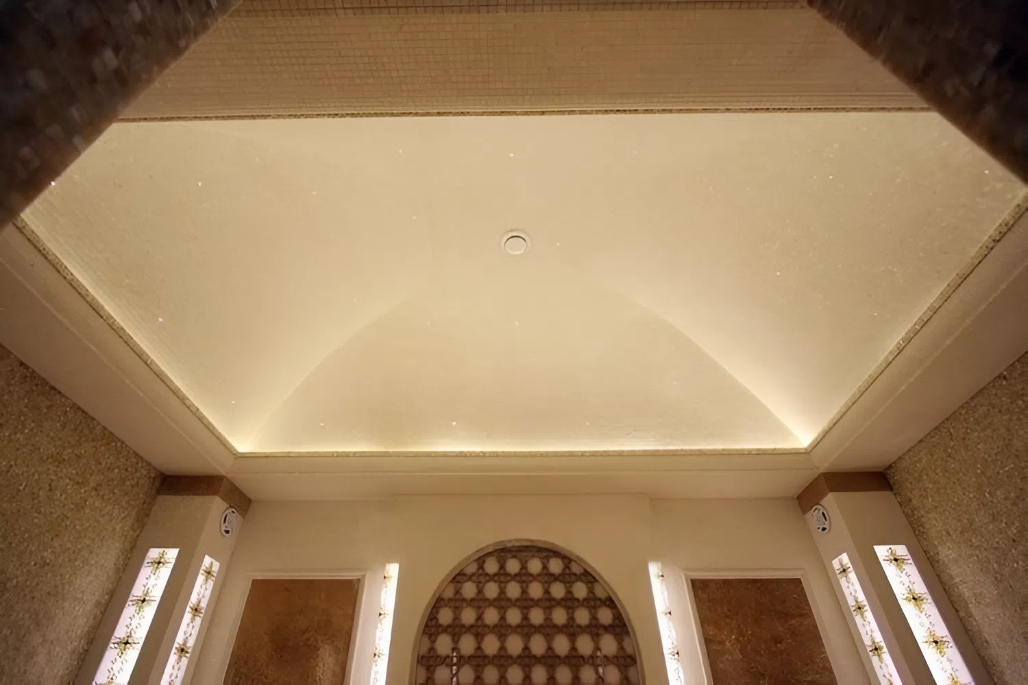 Хаммам «Пески Востока» — Баньковъ