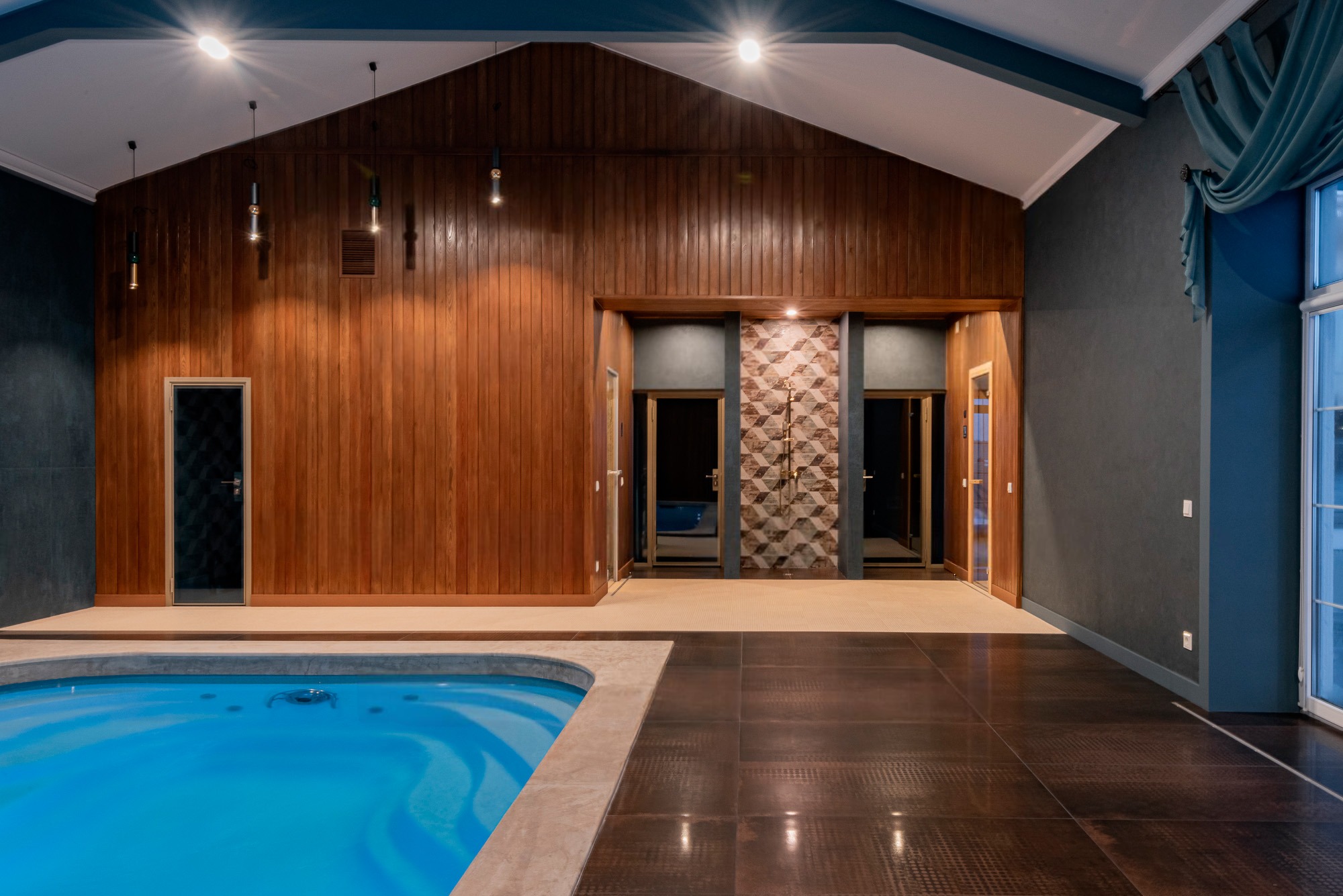 Домашний СПА-комплекс с бассейном и хаммамом — Улица Бассейнов