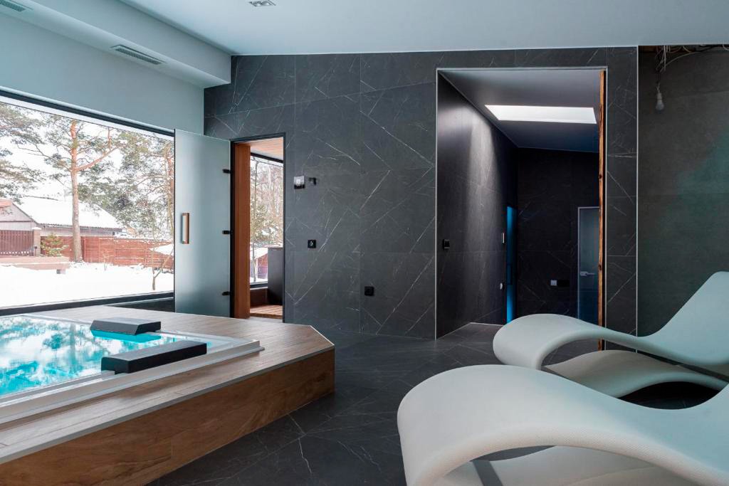 Частный СПА-комплекс «Экология приватности» — Улица Бассейнов