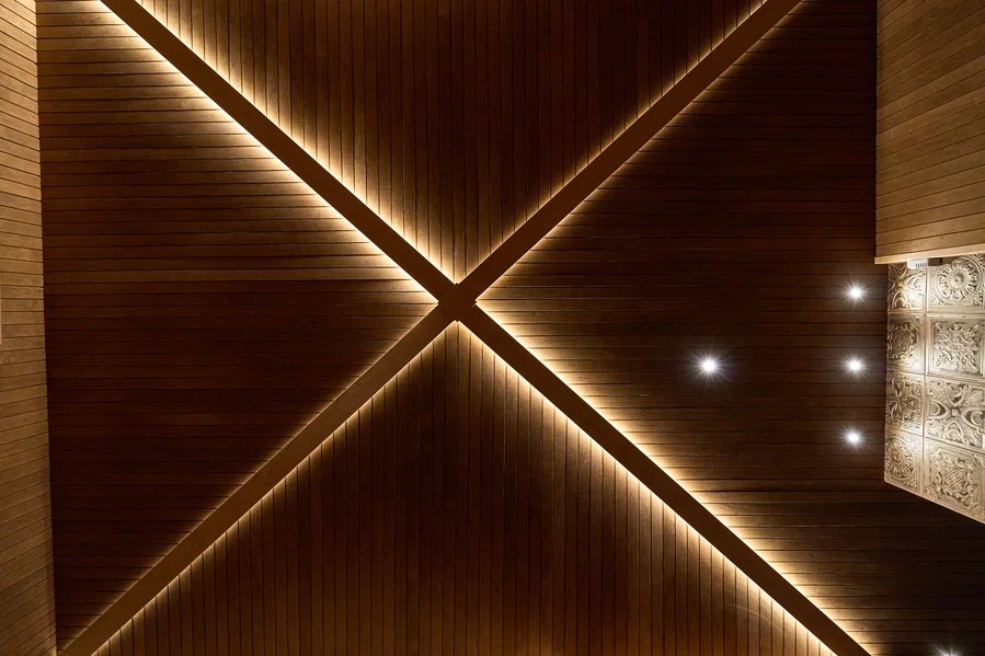 Премиальная парная с можжевеловым декором — Sauna-Wood